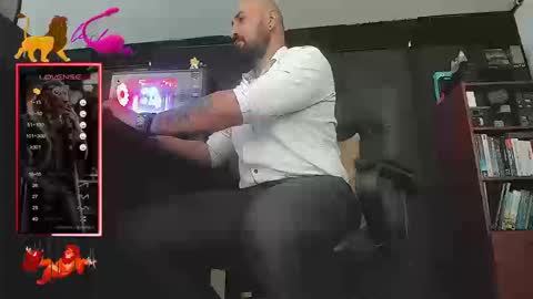 Snapshot of leon_1717 chatting on September 9, 2:49 pm Leon online show from September 9, 2:49 pm