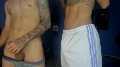 leon_big_cock online show from December 20, 1:46 am