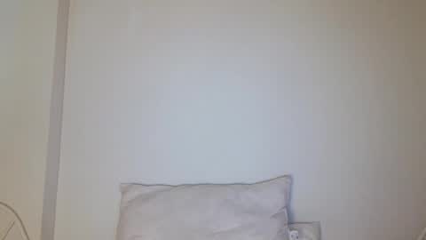 Leon online show from April 13, 11:49 pm