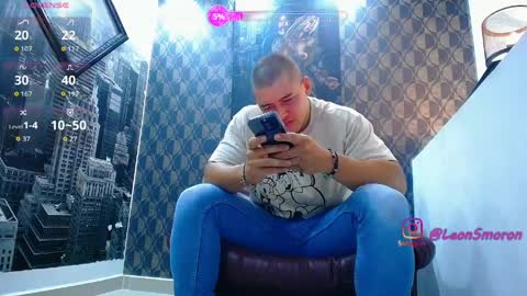 Leon Smoron online show from May 3, 8:06 am