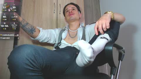 iam leonal online show from April 30, 7:10 pm