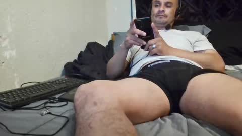 leonar0101 online show from February 1, 1:30 pm