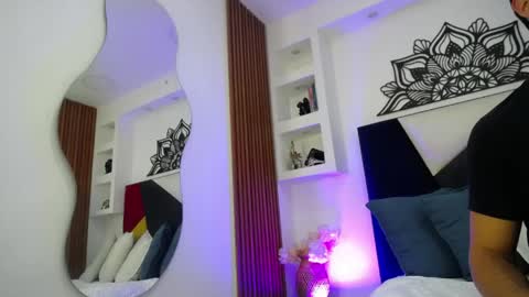 leonardo online show from April 16, 12:38 pm