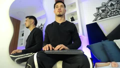 leonardo online show from April 10, 12:56 pm