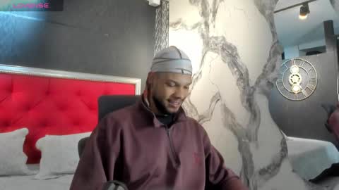 Leonard online show from February 19, 4:34 am