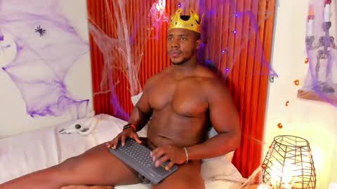 Snapshot of leonardo_jones1 chatting on October 30, 4:58 am Leandro jones online show from October 30, 4:58 am