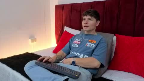 Leo  online show from March 19, 4:15 am