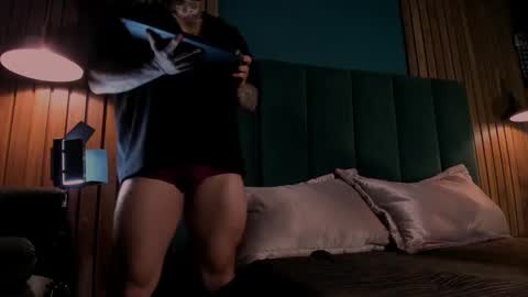 Leo Salvatore online show from January 18, 2:51 am
