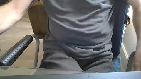 CESTMOI75100 online show from October 13, 7:36 am