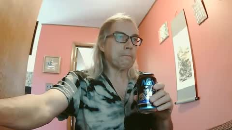 Snapshot of lesgrable67 chatting on February 21, 5:09 pm lesgrable67 online show from February 21, 5:09 pm
