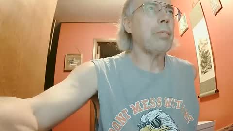 Snapshot of lesgrable67 chatting on September 13, 1:28 am lesgrable67 online show from September 13, 1:28 am