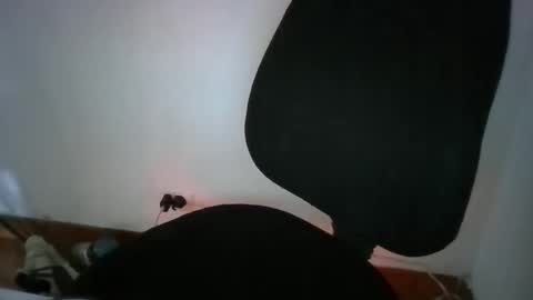 lester308209 online show from May 22, 9:20 pm
