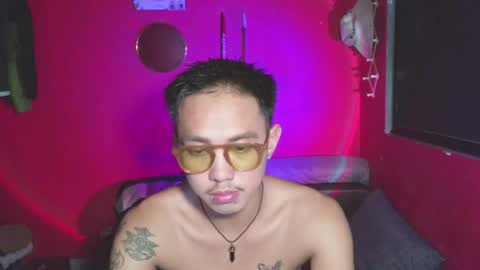 lesteryooo online show from April 15, 12:27 pm