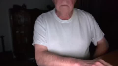 letscum2gether0 online show from April 12, 1:20 am