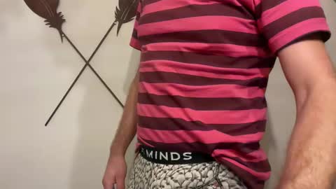 leukurrt online show from October 22, 6:32 pm