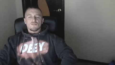 Snapshot of lev1ngston chatting on January 25, 12:58 pm lev1ngston online show from January 25, 12:58 pm