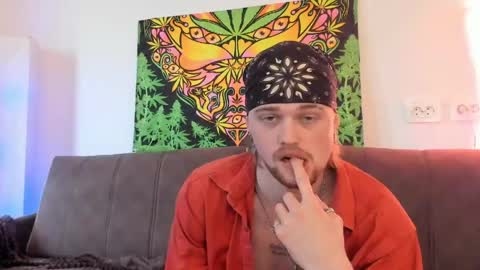 lev_miller online show from May 16, 5:27 am