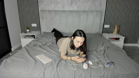 Lona  Levi online show from October 16, 10:12 am