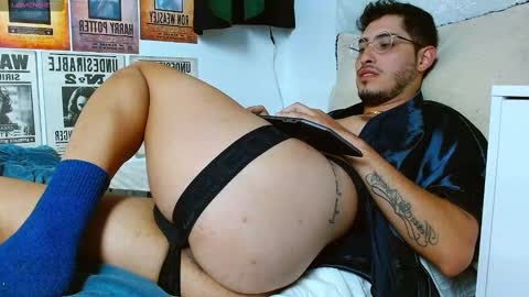 Snapshot of lex_ross chatting on January 7, 11:24 pm lex ross online show from January 7, 11:24 pm