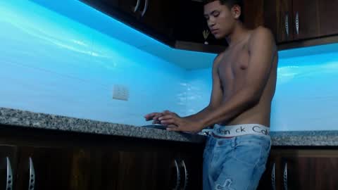 LexSin17 online show from April 17, 9:50 pm