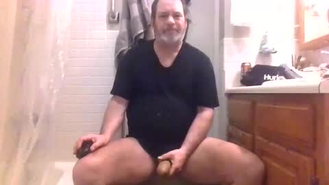 Snapshot of lgck12in chatting on December 31, 12:54 am C2bme online show from December 31, 12:54 am