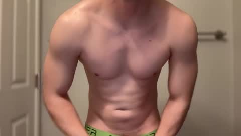 Snapshot of lhotboyl chatting on February 23, 3:05 pm lhotboyl online show from February 23, 3:05 pm