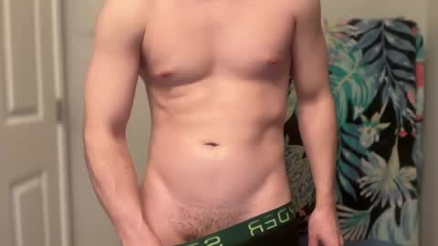 Snapshot of lhotboyl chatting on March 7, 6:57 am lhotboyl online show from March 7, 6:57 am