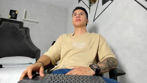 Liam Smith online show from October 14, 12:34 pm