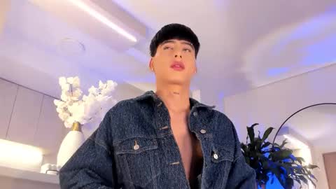 Liam online show from March 15, 3:25 am