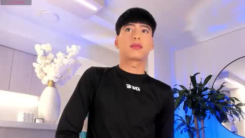 Liam online show from March 16, 3:46 am