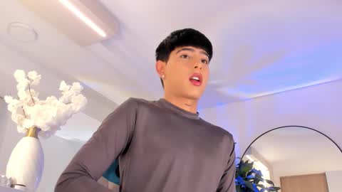 Liam online show from March 6, 6:10 am