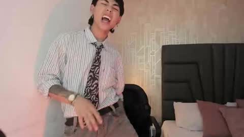 Liam Adamms online show from March 7, 9:01 pm