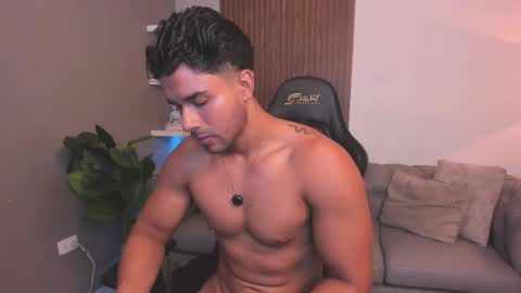 Liam Collins online show from May 4, 12:18 pm