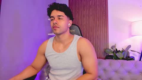 Liam Collins online show from December 15, 11:51 am