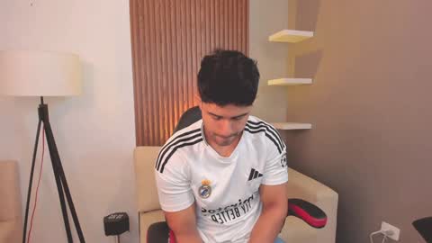 Snapshot of liam_colliins chatting on January 30, 11:33 am Liam Collins online show from January 30, 11:33 am