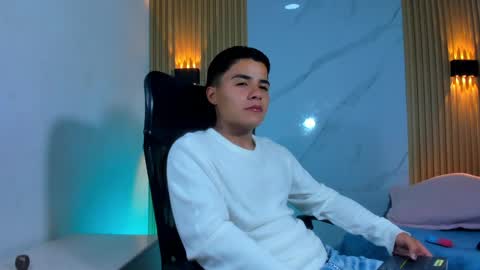 Liam online show from April 25, 2:03 am