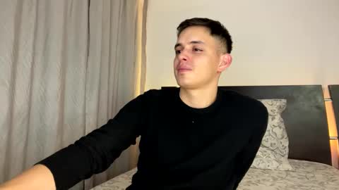 Snapshot of liam_enzho chatting on March 2, 3:56 am Liam online show from March 2, 3:56 am