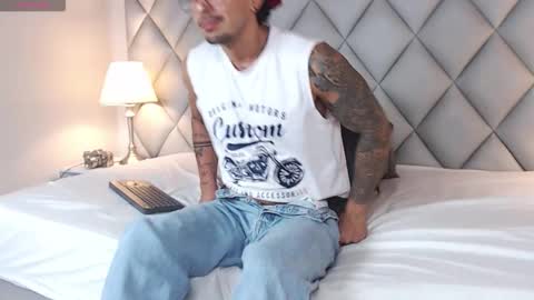Liam Espinoza online show from October 14, 9:00 pm
