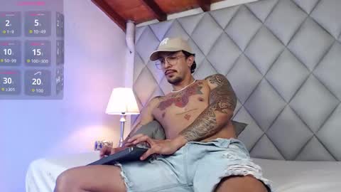 Liam Espinoza online show from October 29, 8:23 pm