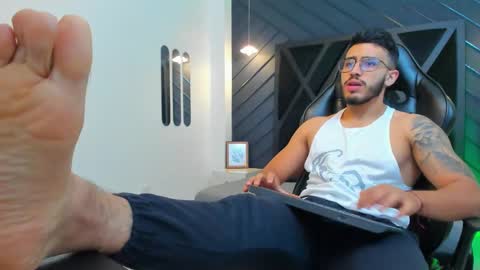 Snapshot of liam_kleiin chatting on October 1, 11:47 am LIAM KLEIN online show from October 1, 11:47 am