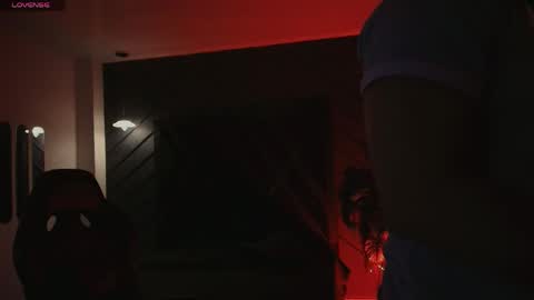 LIAM KLEIN online show from April 16, 11:10 am