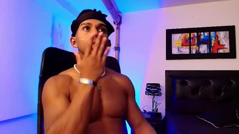 LIAM online show from October 17, 5:44 am