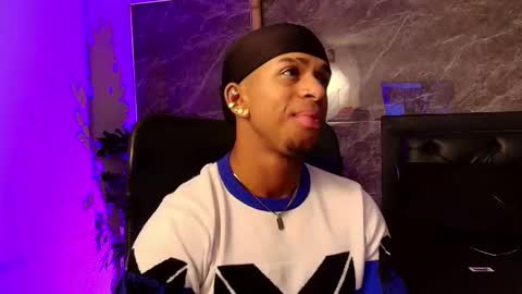 LIAM online show from November 3, 3:54 am