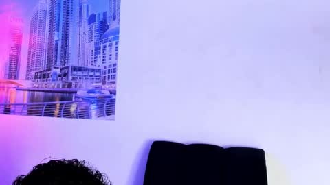 liam online show from October 22, 12:42 pm