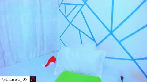 Liam scott77 online show from December 13, 8:37 pm