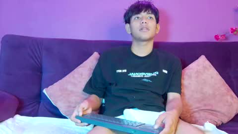 Liam online show from March 13, 8:04 pm