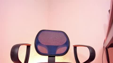 liam_stone_ online show from October 12, 12:59 am