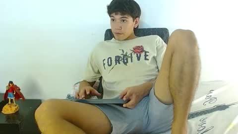 liamxul online show from February 25, 7:37 pm