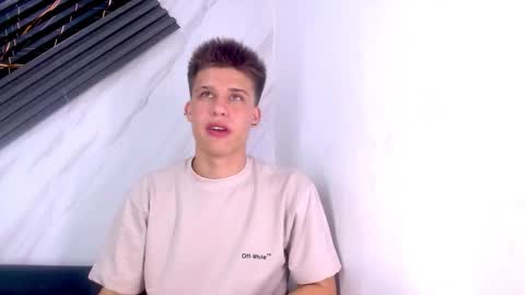 liam_york online show from February 18, 3:15 am