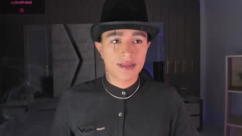 LiamDeep online show from February 2, 9:23 pm